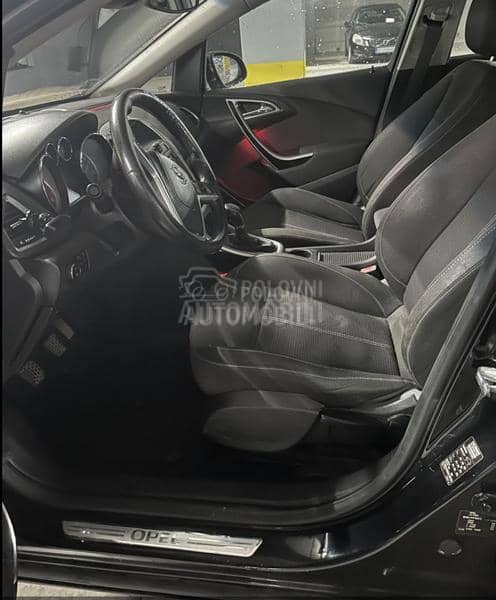 Opel Astra J 2.0 cdti