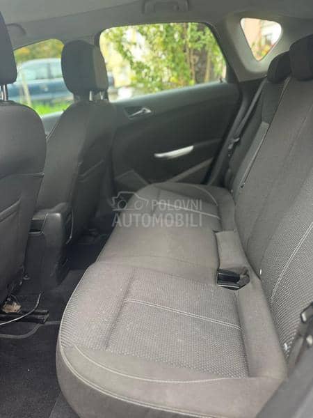 Opel Astra J 2.0 cdti