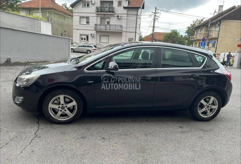 Opel Astra J 2.0 cdti