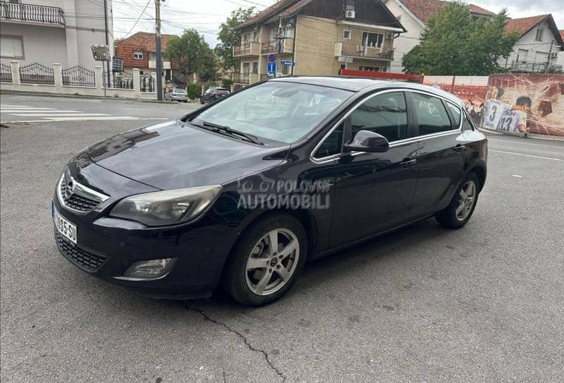 Opel Astra J 2.0 cdti