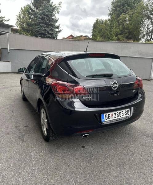 Opel Astra J 2.0 cdti