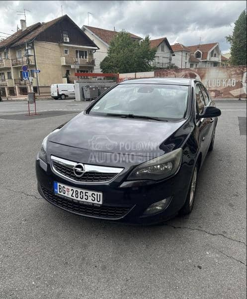 Opel Astra J 2.0 cdti