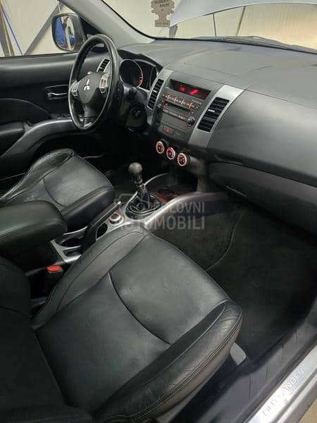 Mitsubishi Outlander 2.0 DID 4x4 CH