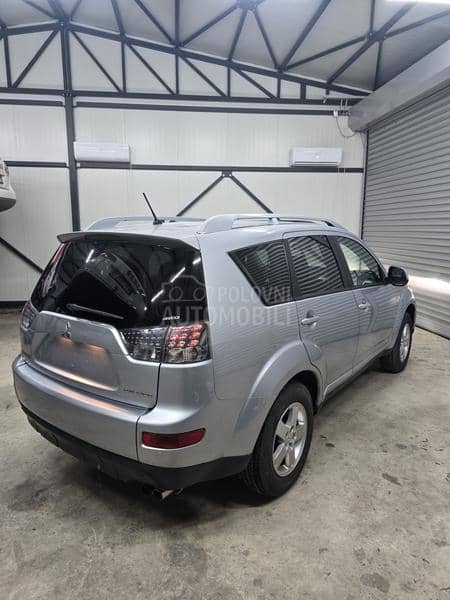 Mitsubishi Outlander 2.0 DID 4x4 CH