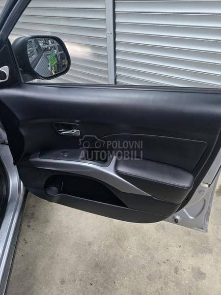 Mitsubishi Outlander 2.0 DID 4x4 CH