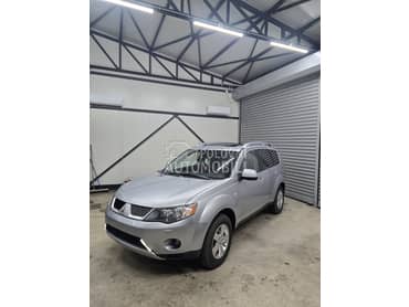 Mitsubishi Outlander 2.0 DID 4x4 CH