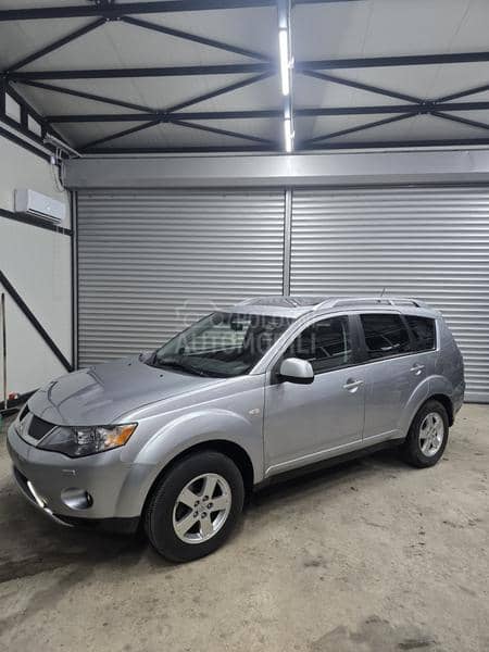 Mitsubishi Outlander 2.0 DID 4x4 CH