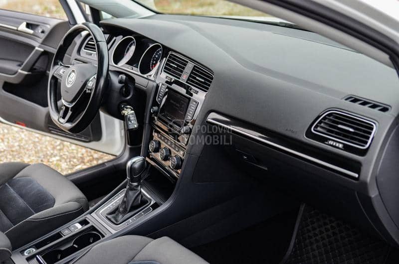 Volkswagen Golf 7 1.4 TSI DSG