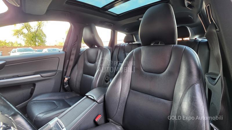 Volvo XC60 2.0D4 AUT OCEAN RACE