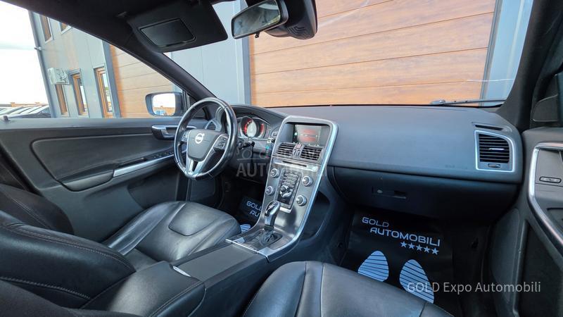 Volvo XC60 2.0D4 AUT OCEAN RACE