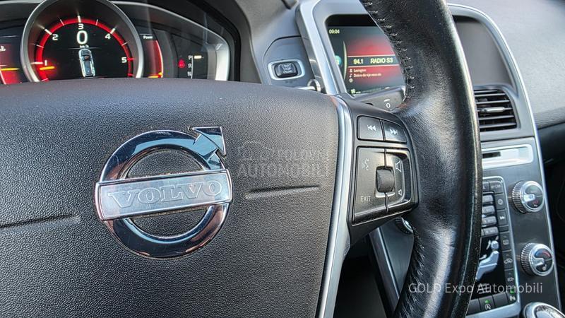 Volvo XC60 2.0D4 AUT OCEAN RACE