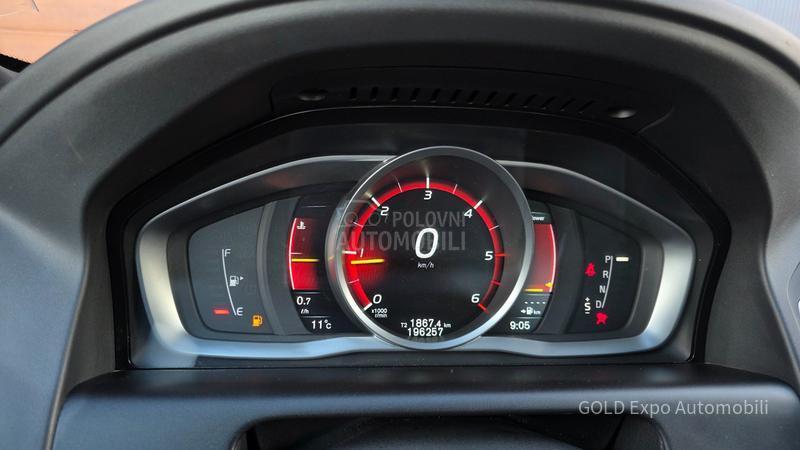 Volvo XC60 2.0D4 AUT OCEAN RACE