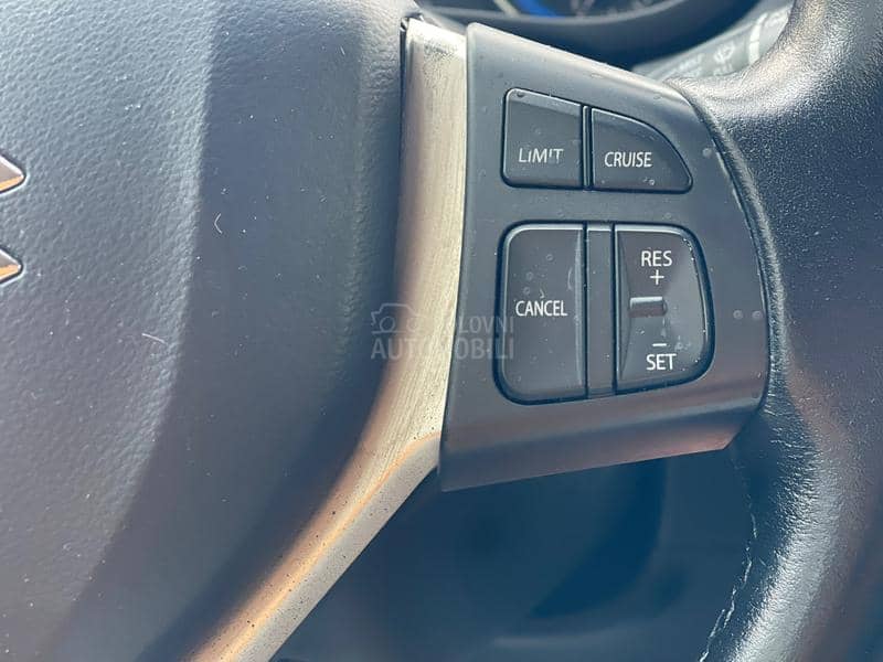 Suzuki SX4 S-Cross O D L I C A N