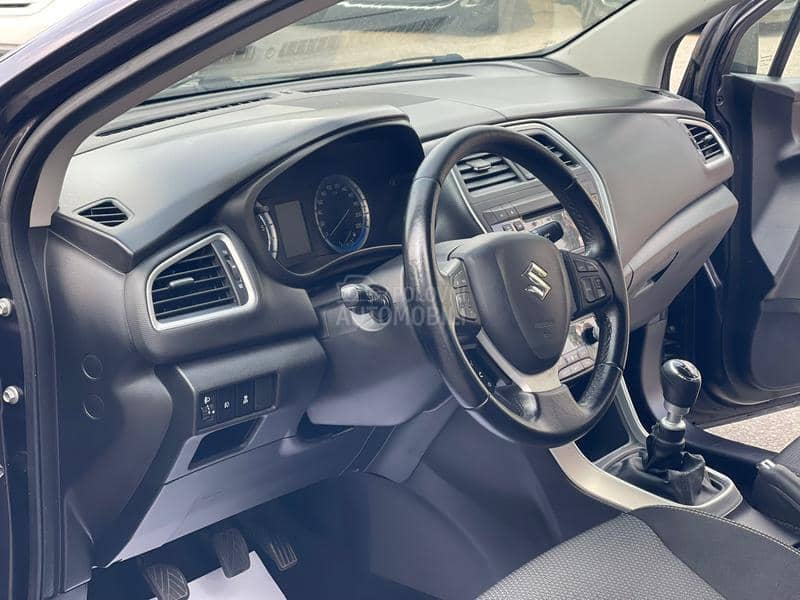 Suzuki SX4 S-Cross O D L I C A N