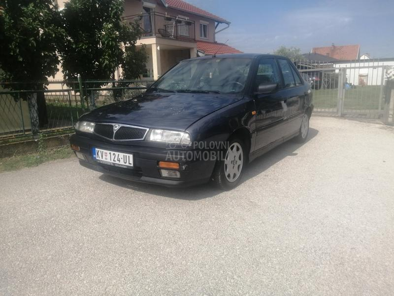 Lancia Delta 1.6