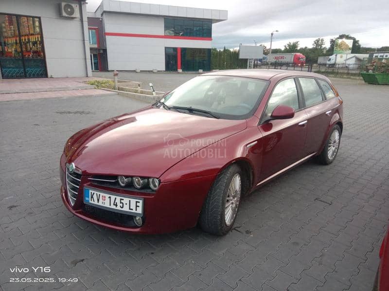 Alfa Romeo 159 