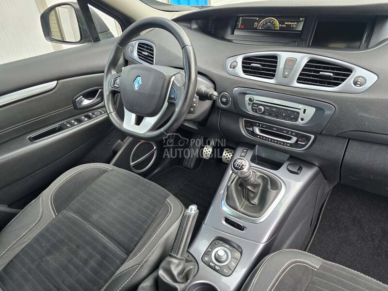 Renault Scenic XMOD BOSE