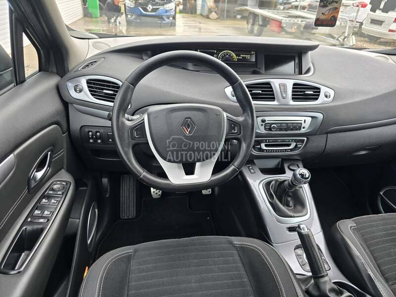 Renault Scenic XMOD BOSE