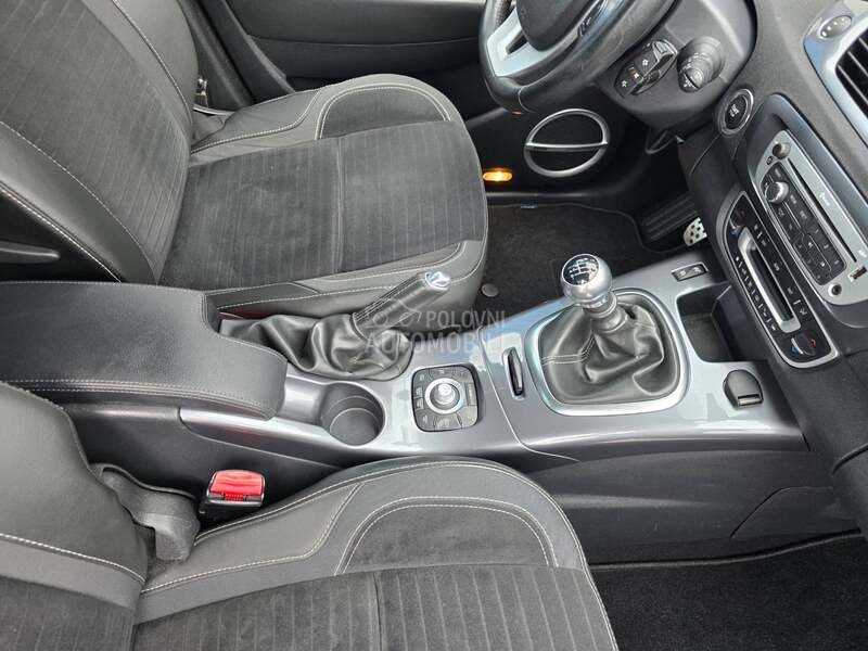 Renault Scenic XMOD BOSE