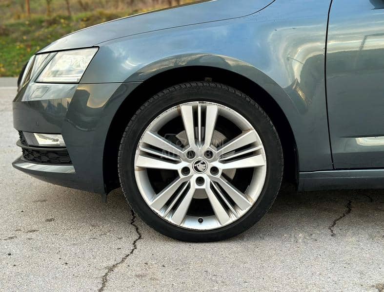 Škoda Octavia 1.5 CNG/LED/DSG