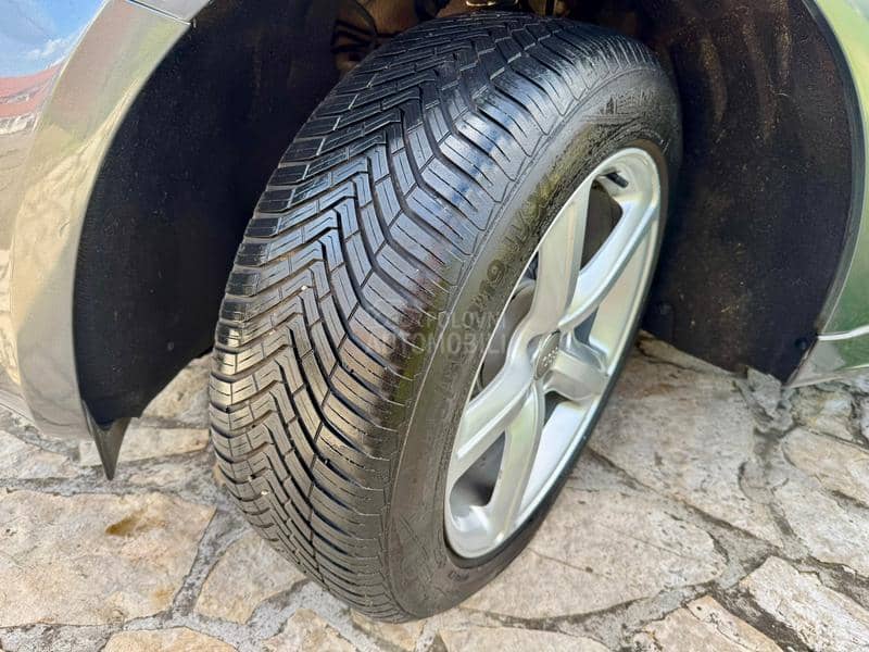 Audi Q5 2.0TDI 3x S-LINE 4x4