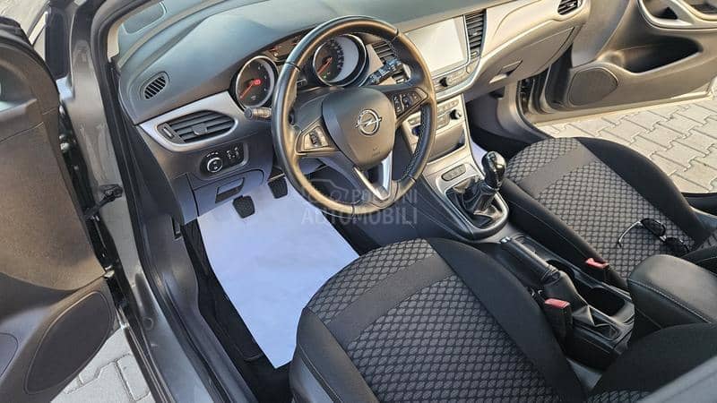 Opel Astra K 1.6 cdti N.A.V.I
