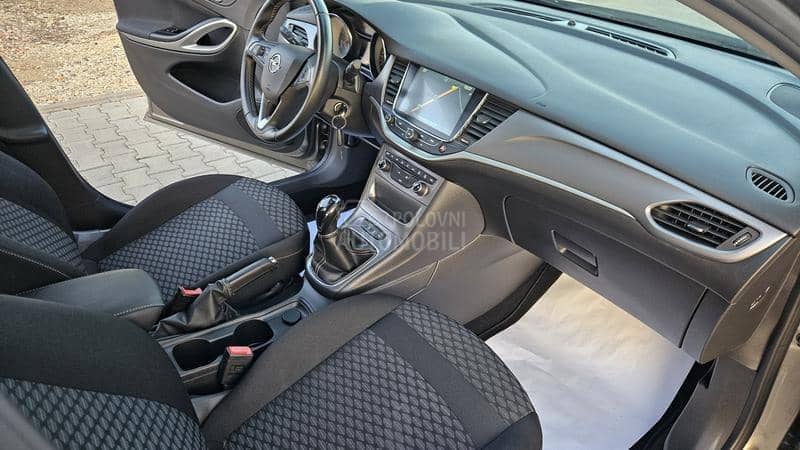 Opel Astra K 1.6 cdti N.A.V.I
