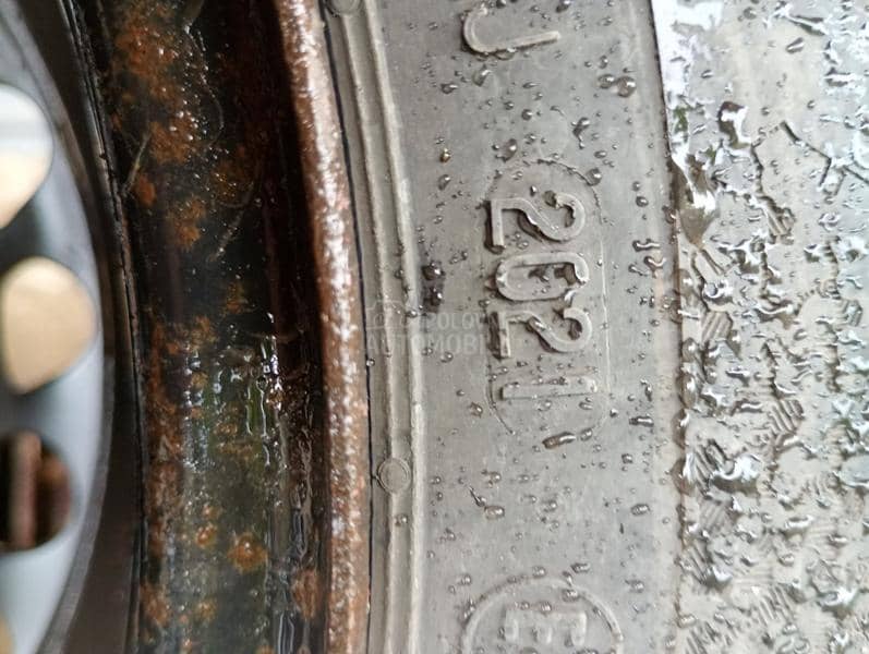 Continental 195/65 R15 Zimska