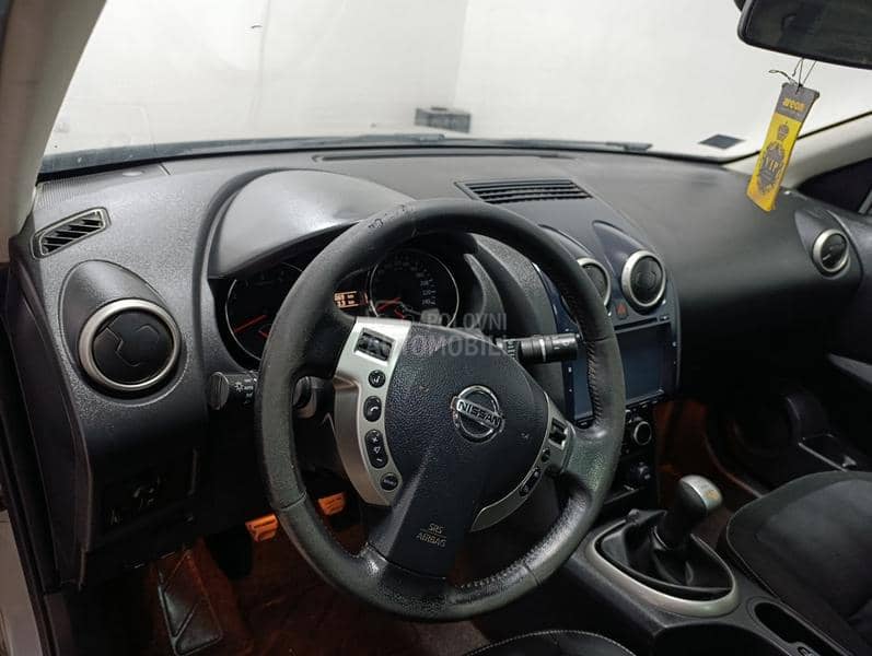 Nissan Qashqai 1.6