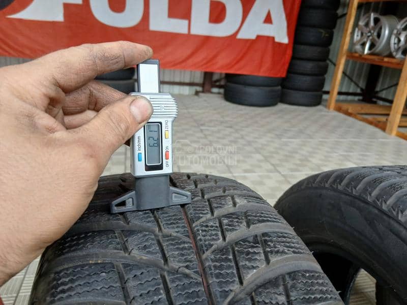 Bridgestone 205/60 R16 Zimska