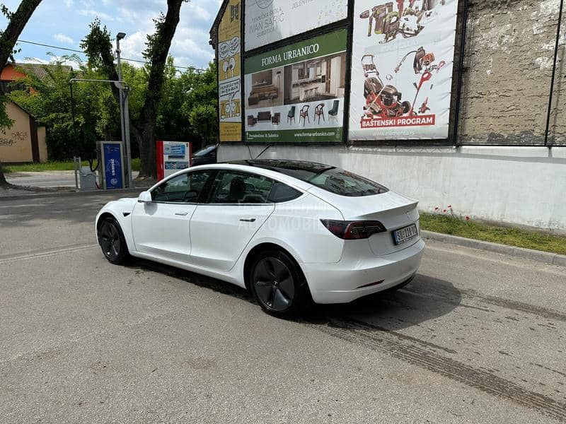 Tesla Model 3 Standard Range Plus
