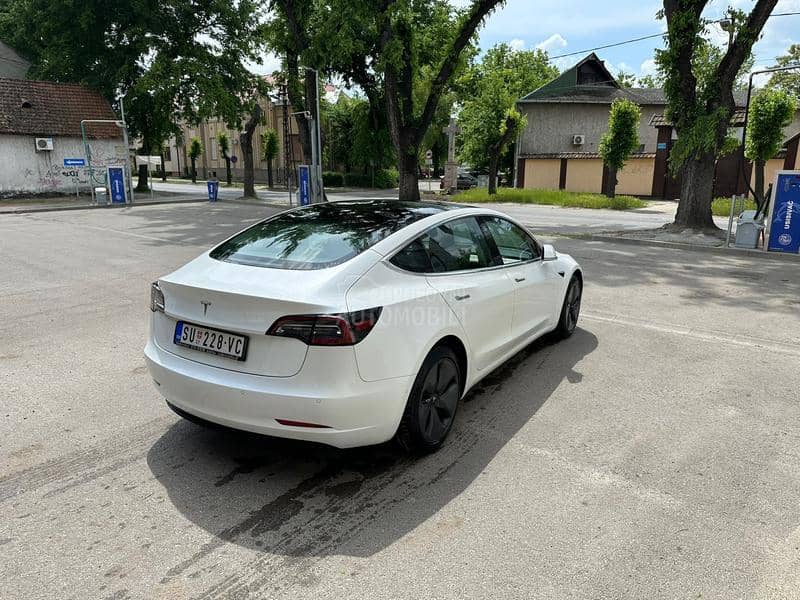 Tesla Model 3 Standard Range Plus