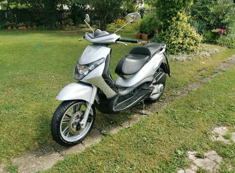Piaggio Beverly 250 ie