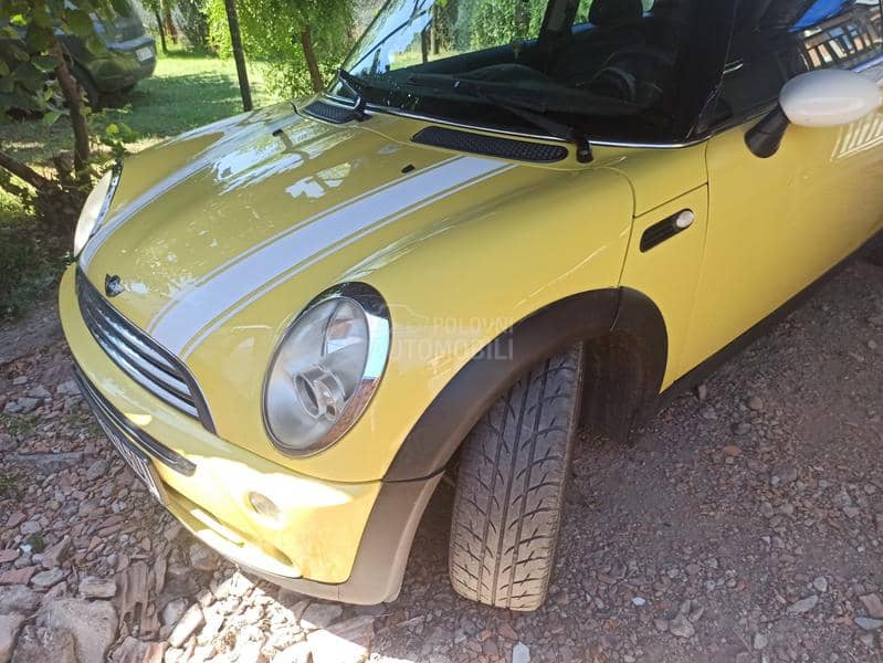 MINI Cooper 