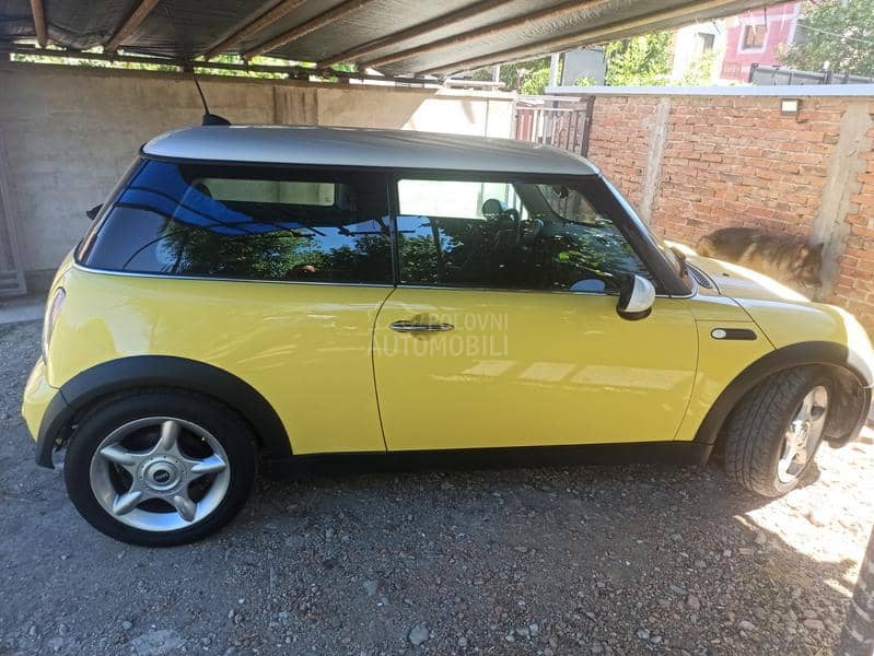 MINI Cooper 
