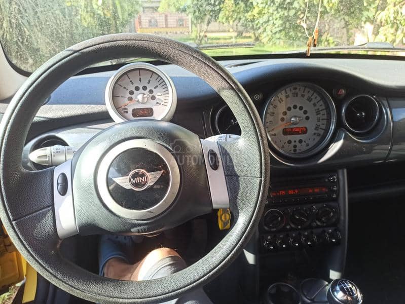 MINI Cooper 