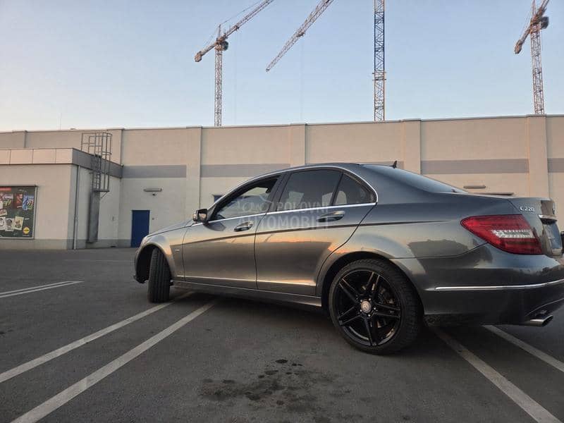 Mercedes Benz C 220 AVANTGARD170