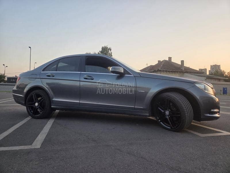Mercedes Benz C 220 AVANTGARD170