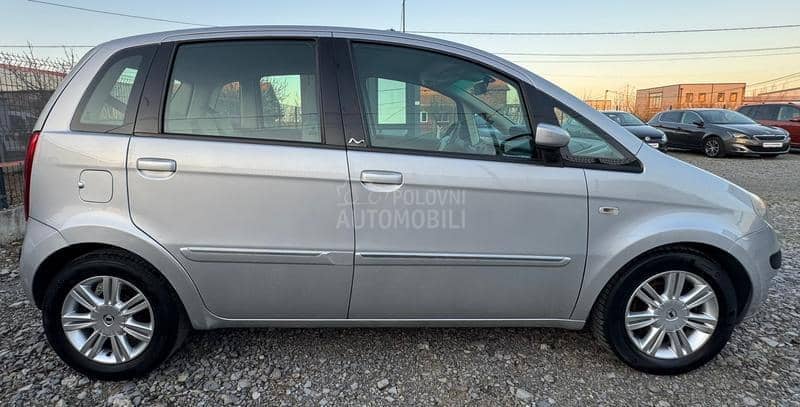 Lancia Musa 1.4B 6brz