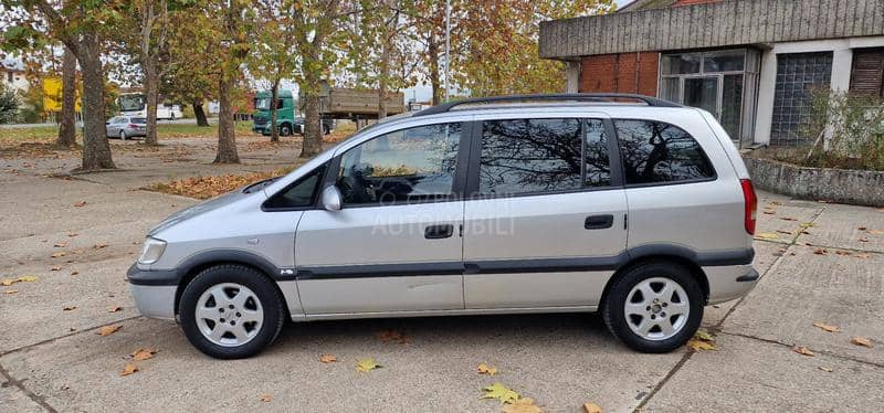 Opel Zafira 