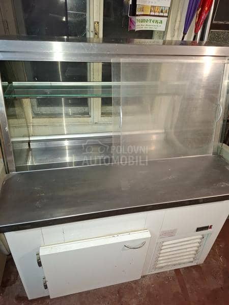 IMT Rashladna vitrina