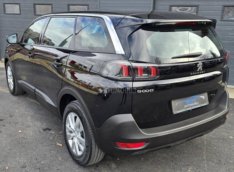 Peugeot 5008 1.5HDI