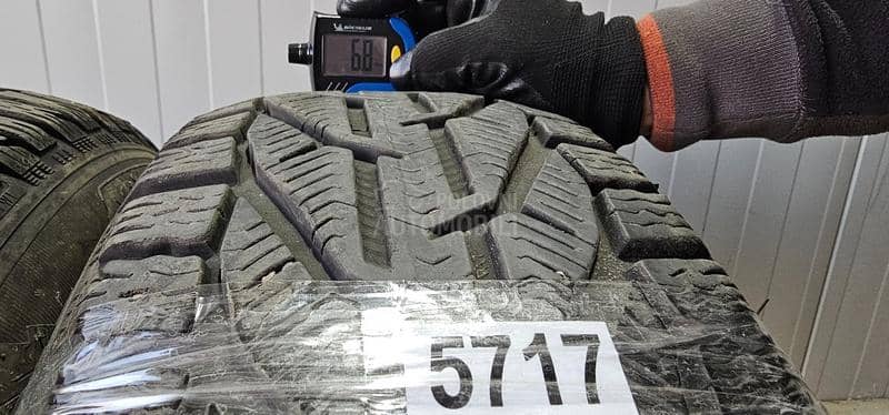 Orium 215/55 R17 Zimska