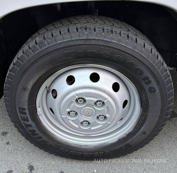 Fiat Ducato 2,3JTD TWIN CABIN KAO NOV