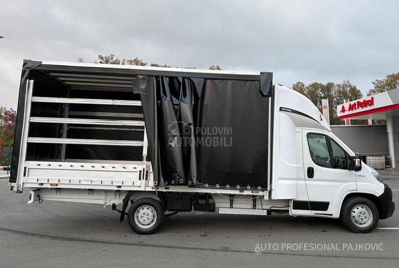 Fiat Ducato 2,3JTD TWIN CABIN KAO NOV
