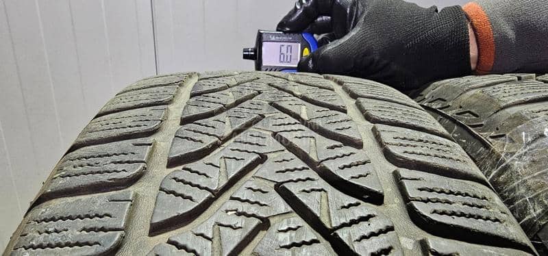 Lassa 215/60 R17 Zimska