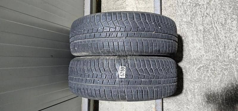 Hankook 205/60 R16 Zimska