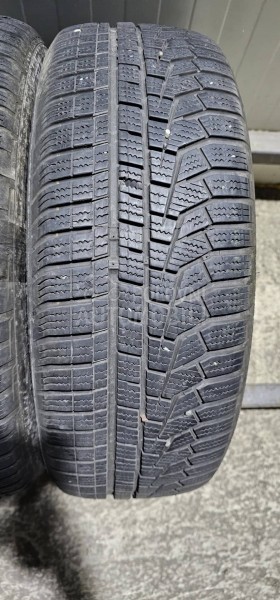 Hankook 205/60 R16 Zimska