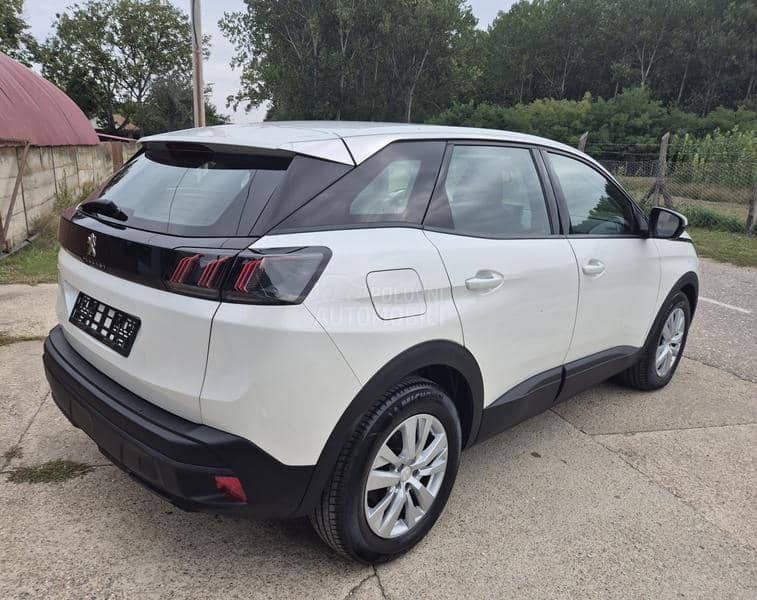 Peugeot 3008 1.5 HDI    ALLUR.E