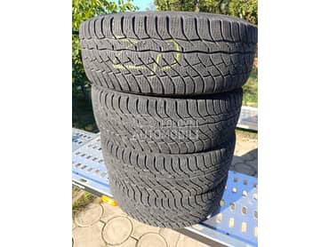 Viatti 235/65 R17 Zimska